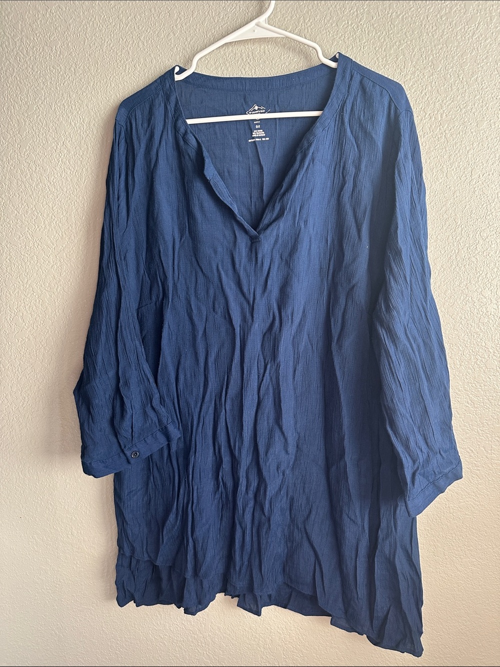 St. John's Bay Navy Blue V-Neck Lightweight Tunic Blouse